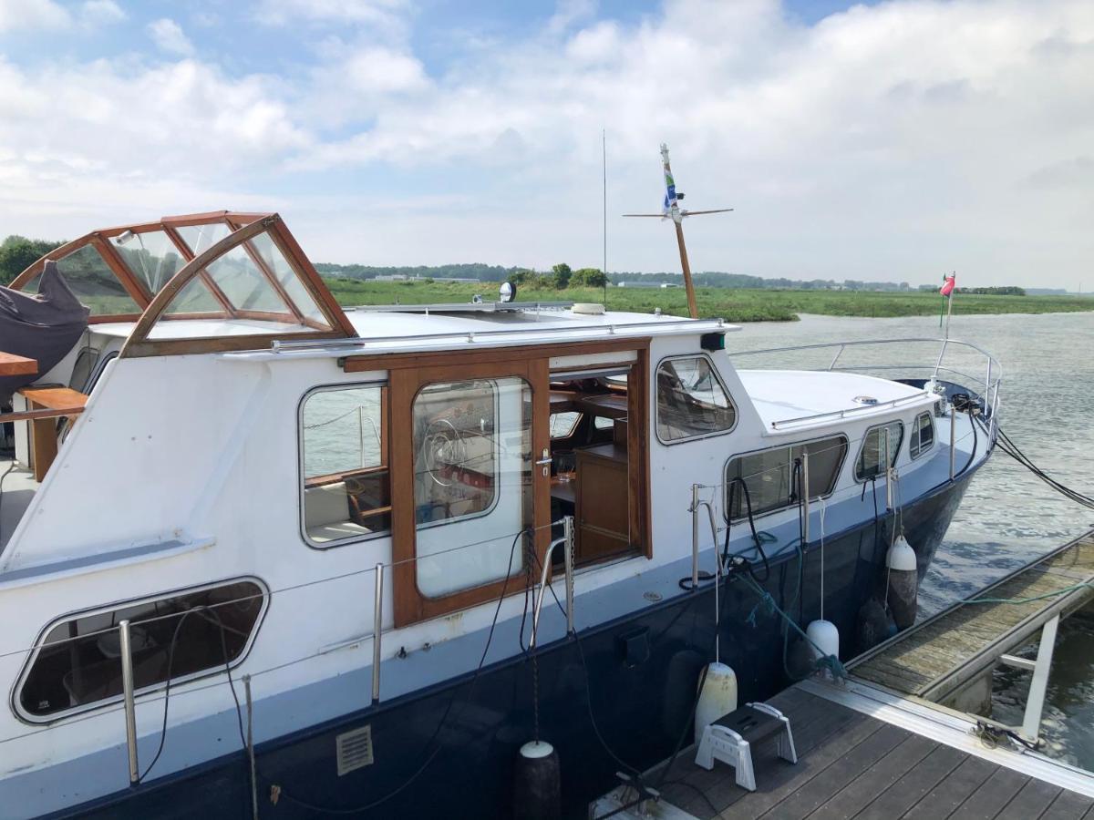 La Vedette Hollandaise Botel *