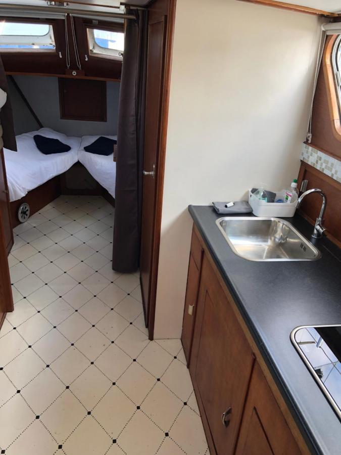 La Vedette Hollandaise Botel